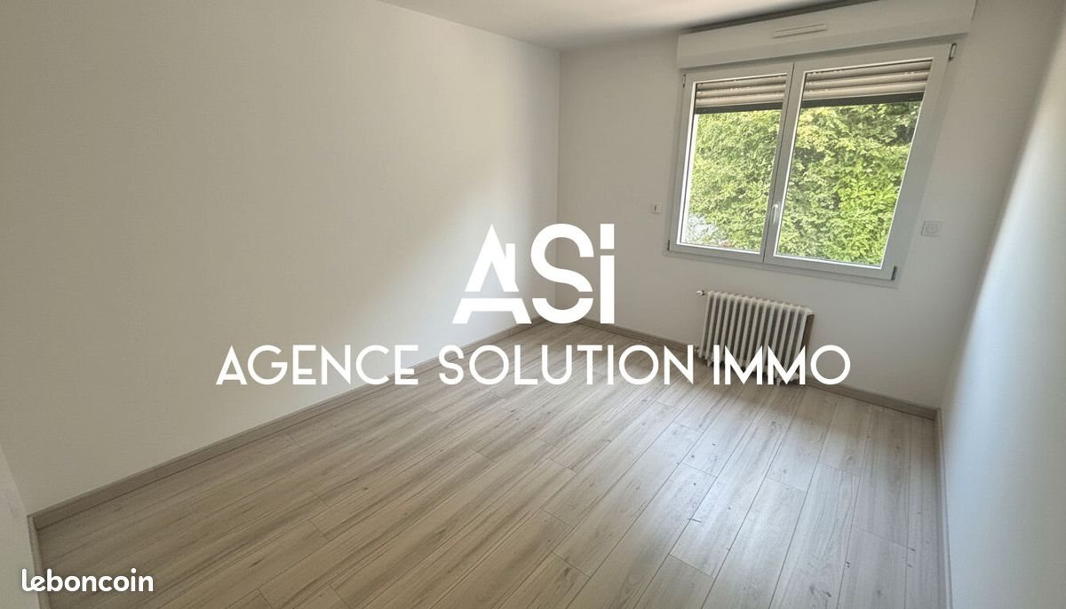 Maison à louer, 99m², Fougères