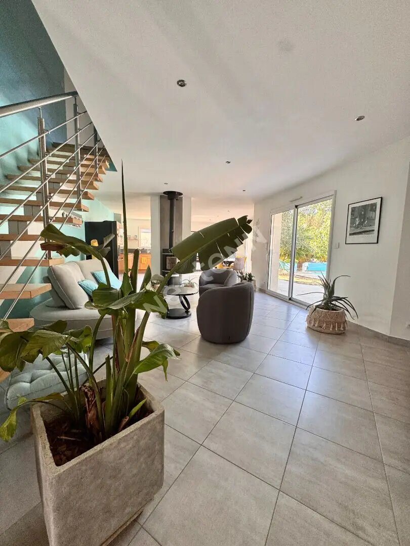 Maison à vendre, 193m², Cantenay-Épinard