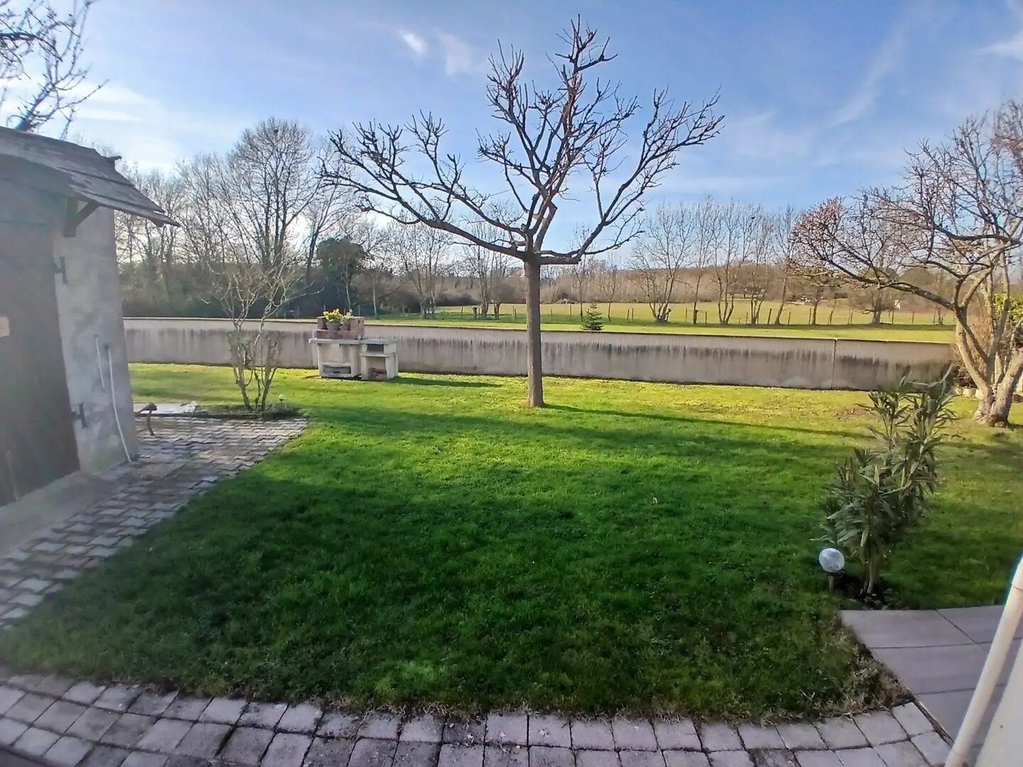 Maison à vendre, 106m², Mézériat