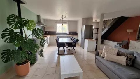 Maison à vendre, 104m², Thoissey
