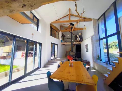 Maison à vendre, 250m², Illiat