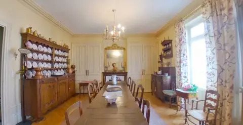Maison à vendre, 294m², Thoissey