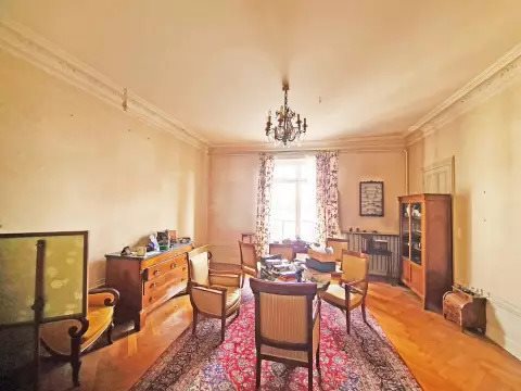 Maison à vendre, 294m², Thoissey