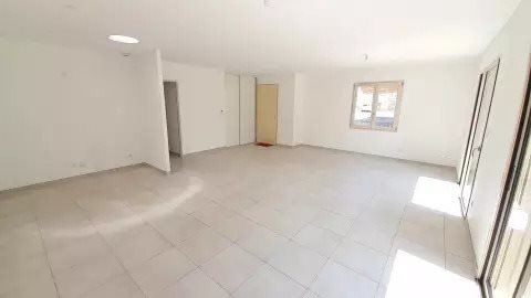 Maison à vendre, 79m², Thoissey