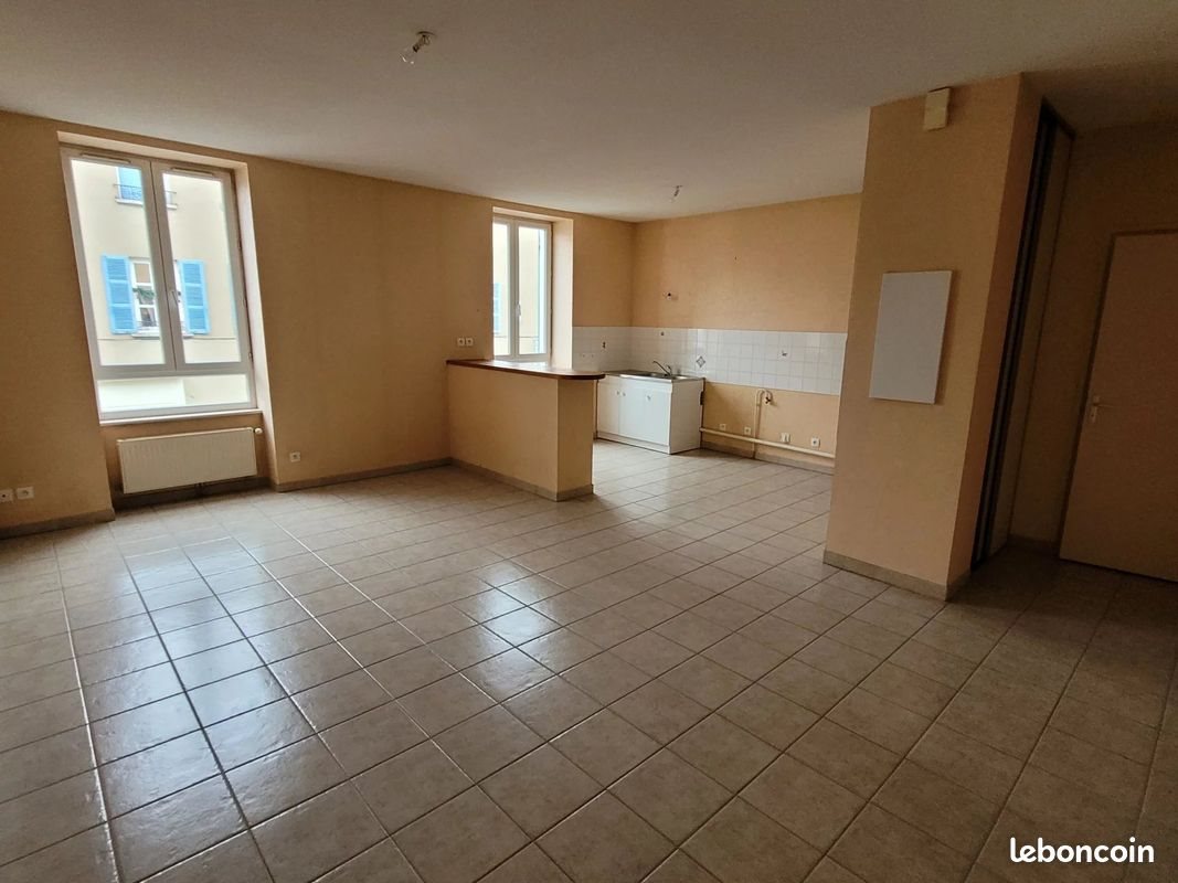 Appartement à louer, 52m², Belleville