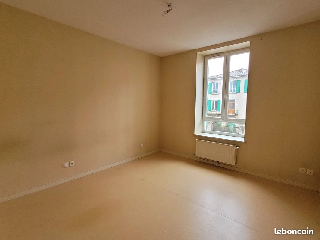 Appartement à louer, 52m², Belleville