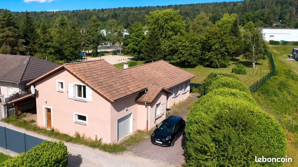 Maison à vendre, 131m², Groissiat