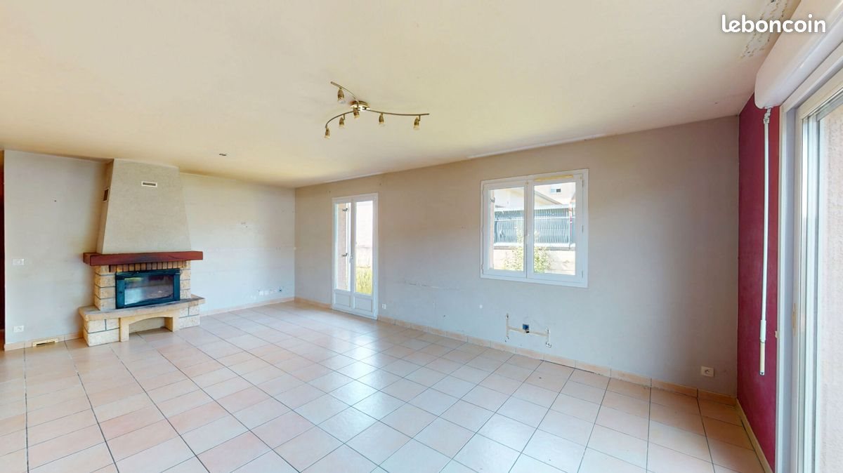 Maison à vendre, 131m², Groissiat