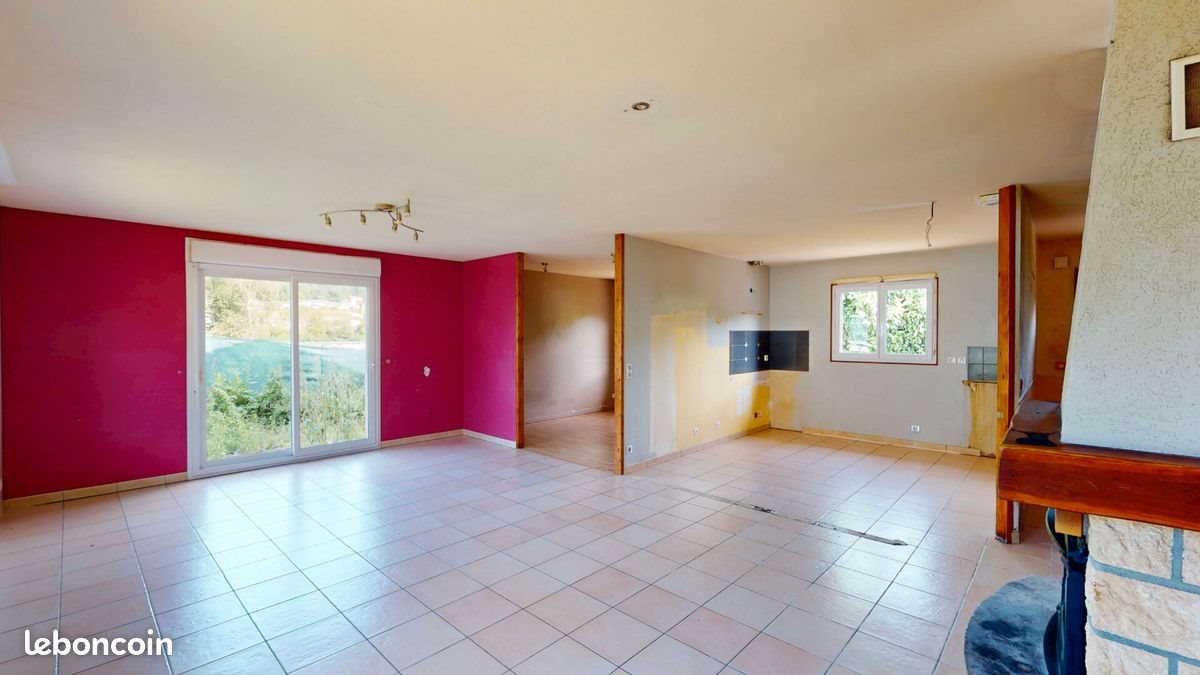 Maison à vendre, 131m², Groissiat