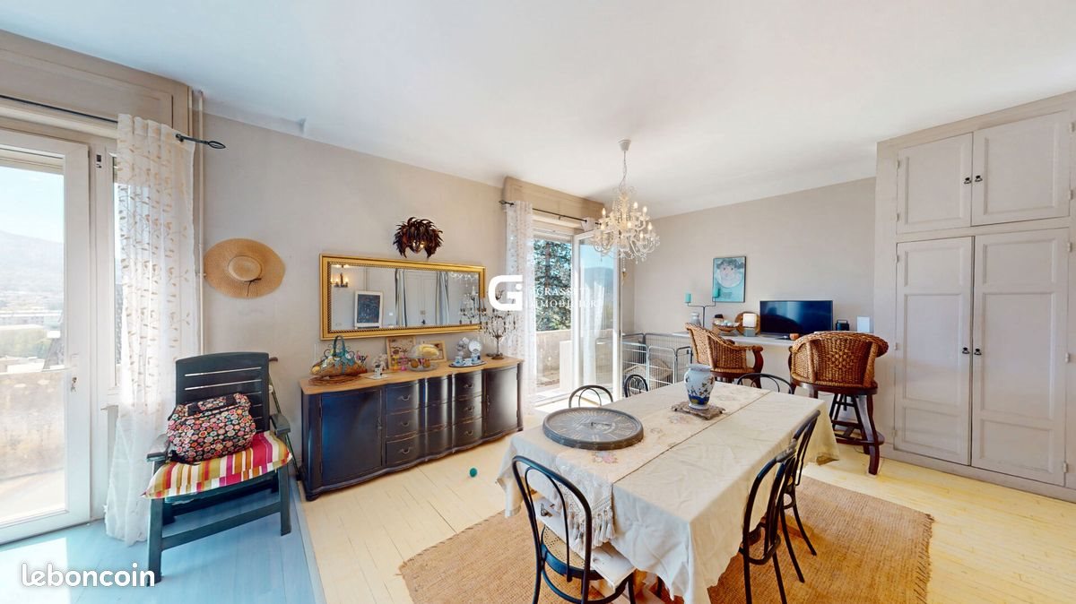 Maison à vendre, 130m², Oyonnax