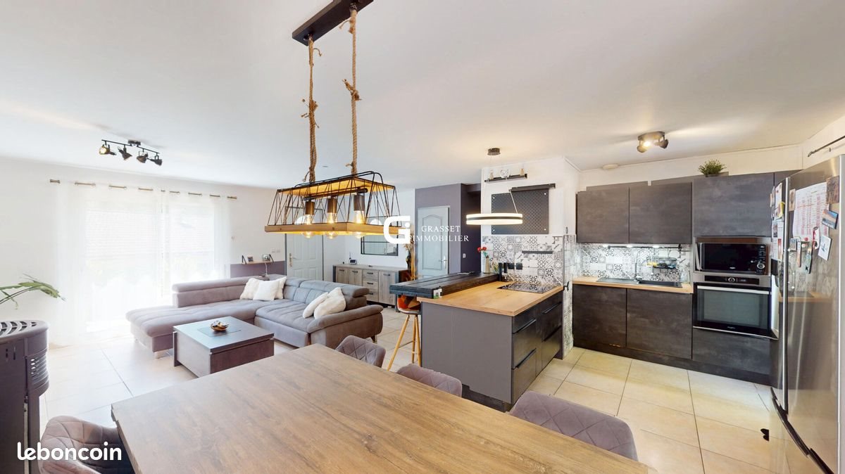 Maison à vendre, 110m², Oyonnax