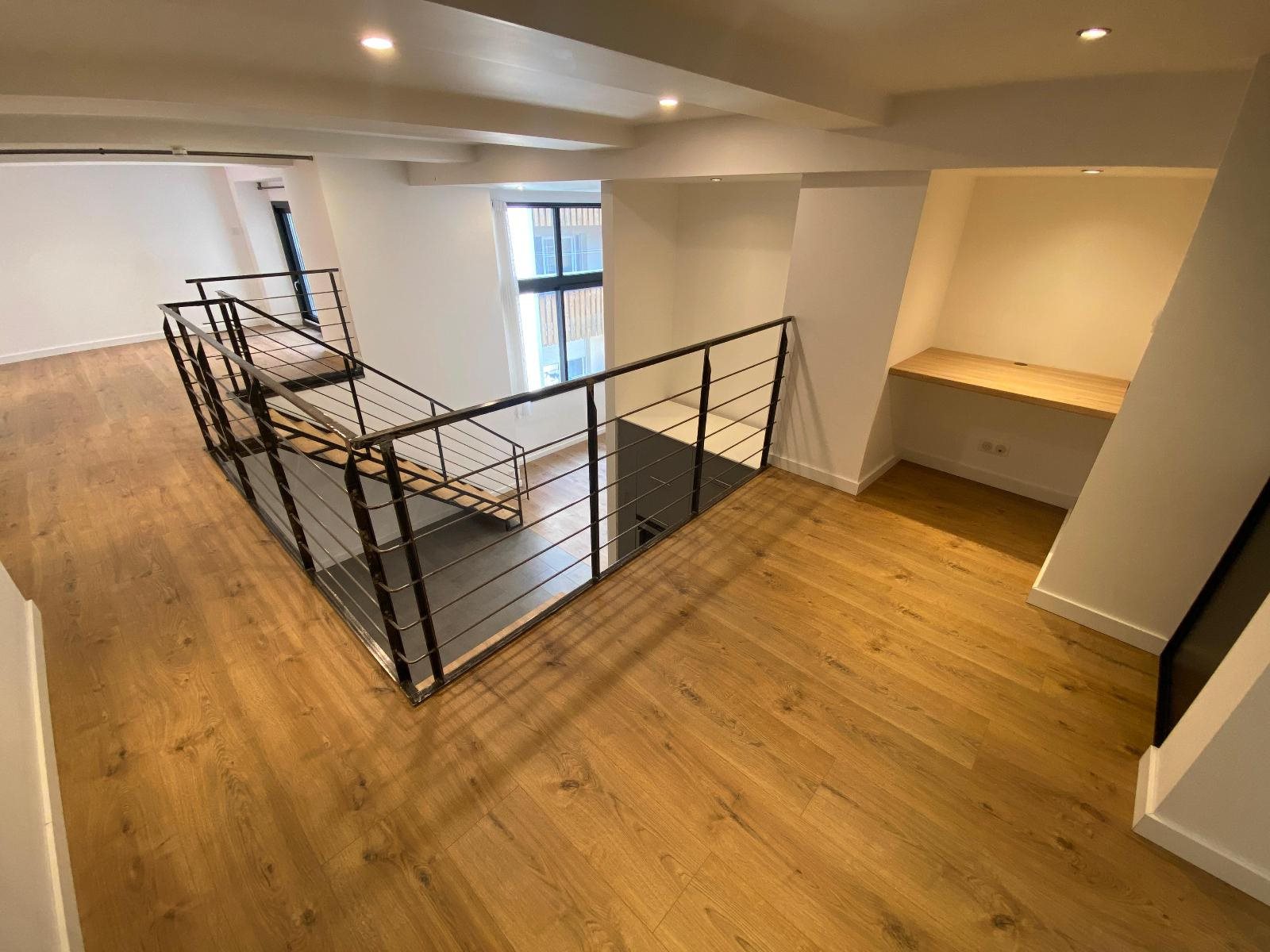 Appartement à louer, 130m², Evian-les-Bains