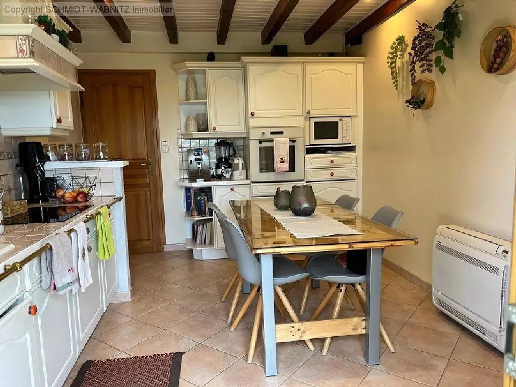 Maison à vendre, 180m², Machilly