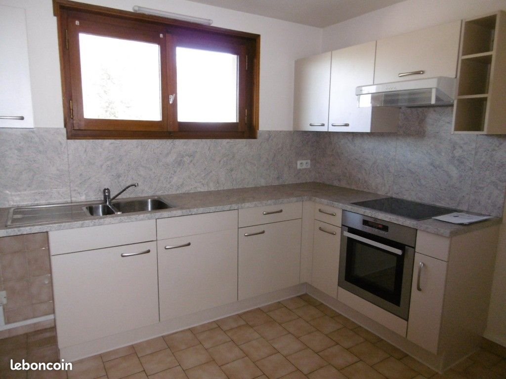 Appartement à vendre, 69m², Saint-Cergues