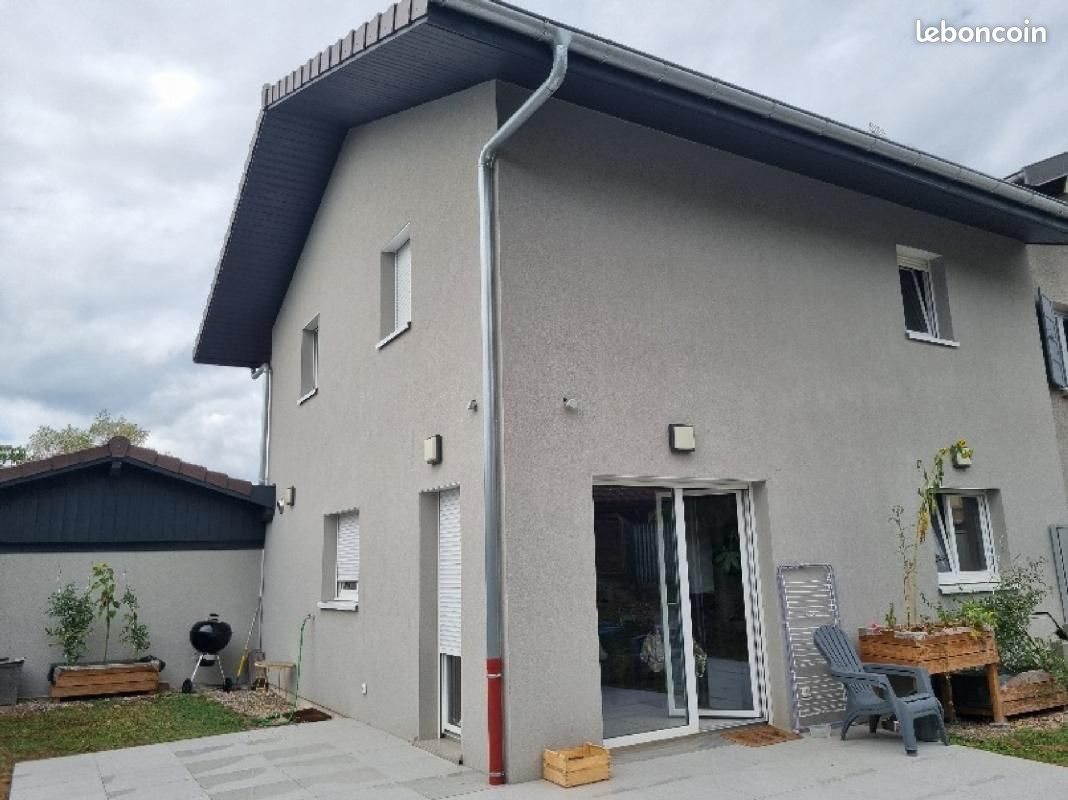Maison à louer, 101m², Loisin