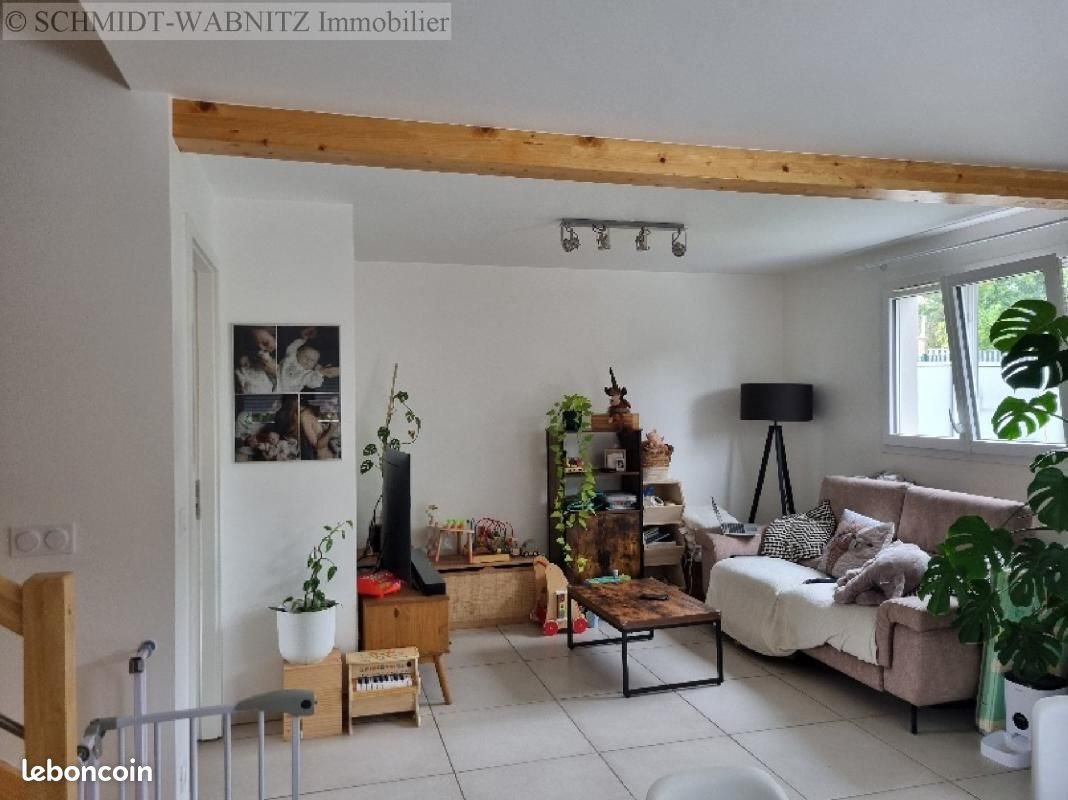 Maison à louer, 101m², Loisin