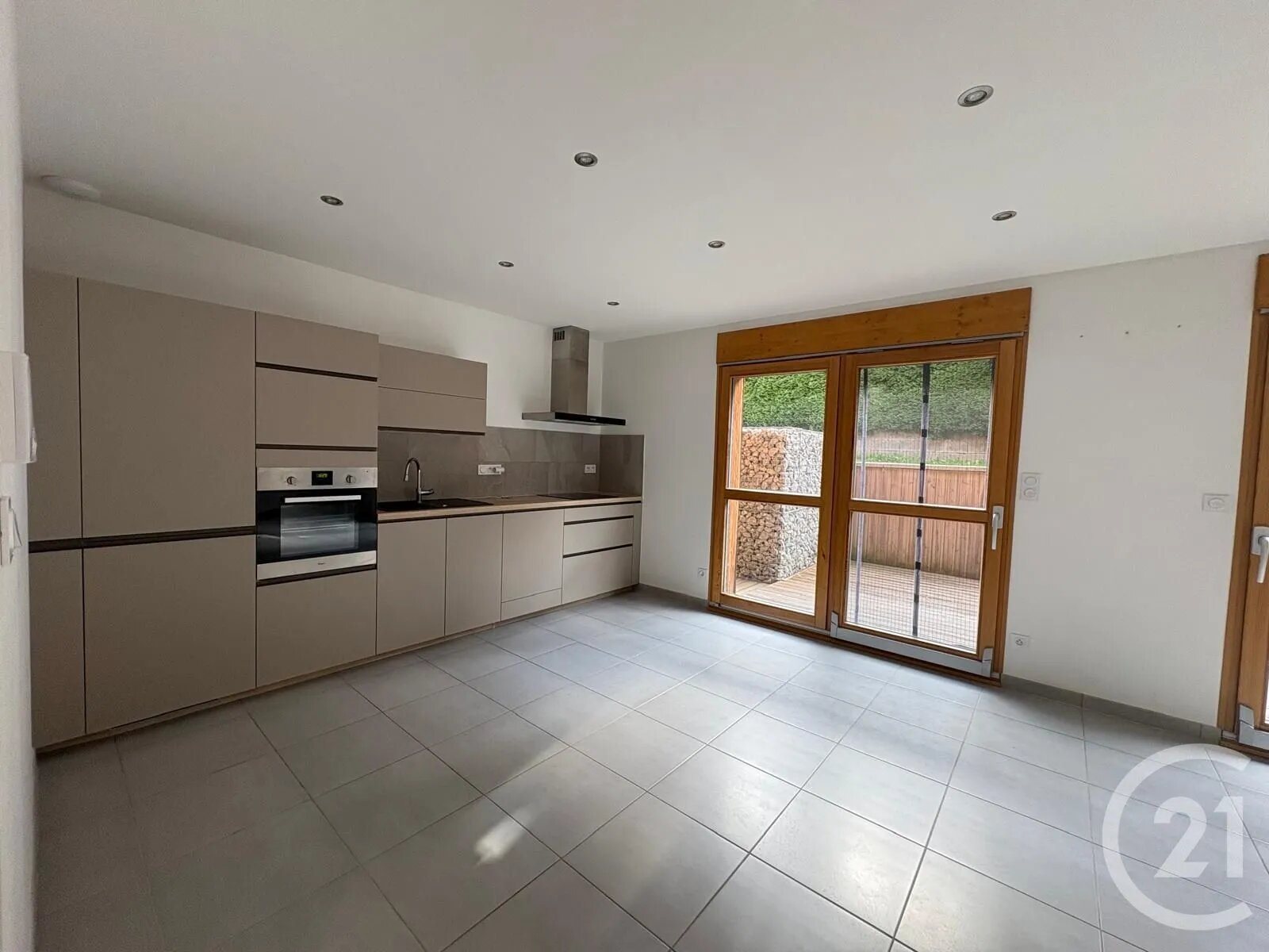 Appartement à louer, 77m², Labergement-Sainte-Marie