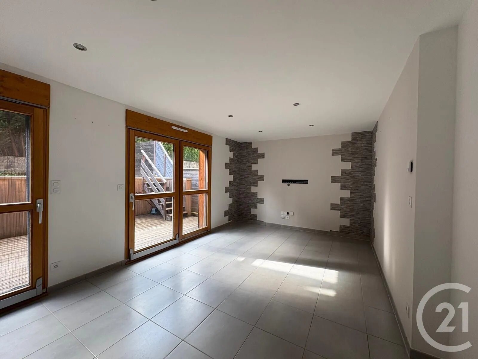 Appartement à louer, 77m², Labergement-Sainte-Marie