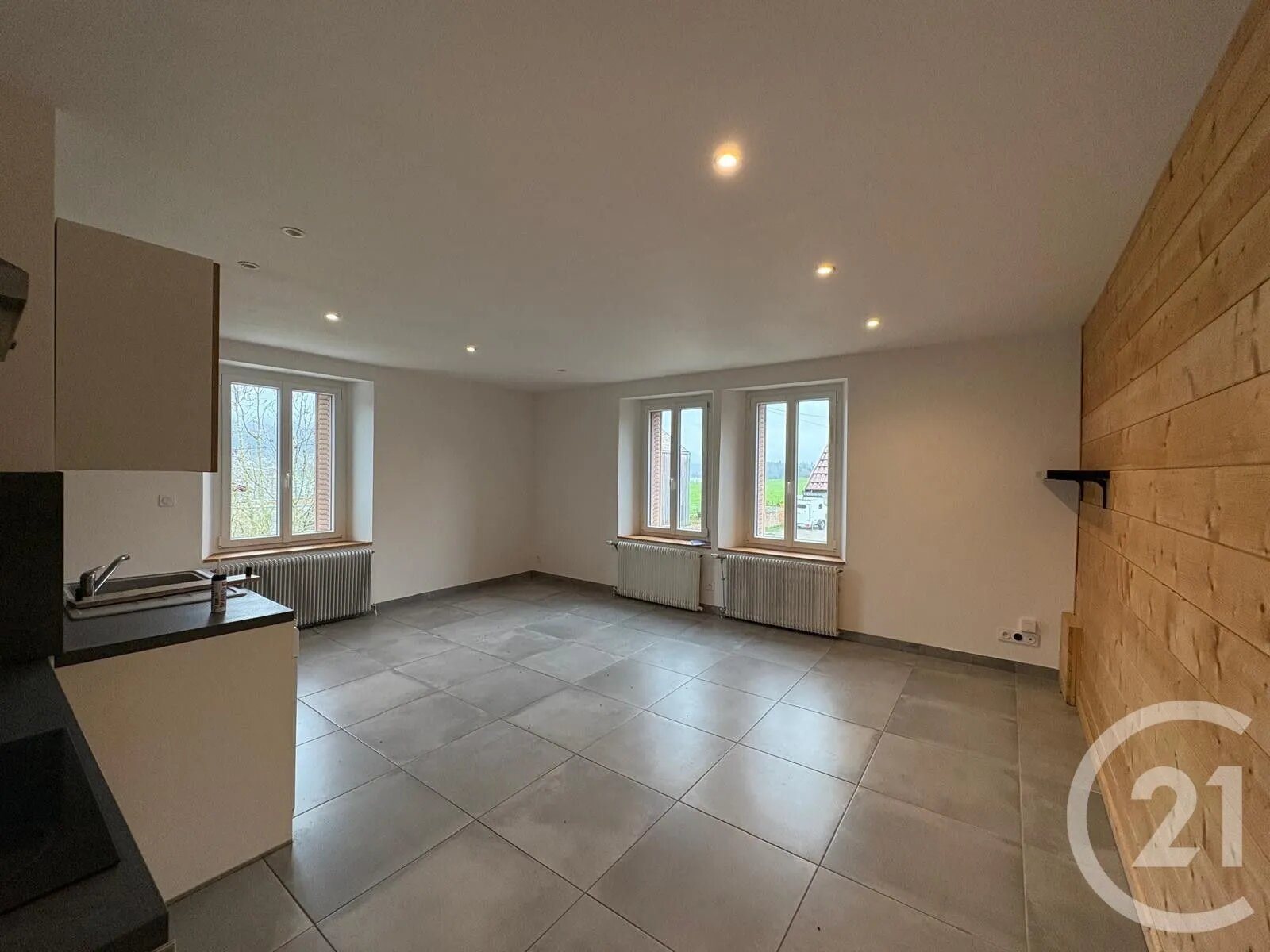 Appartement à louer, 71m², Saint-Point-Lac