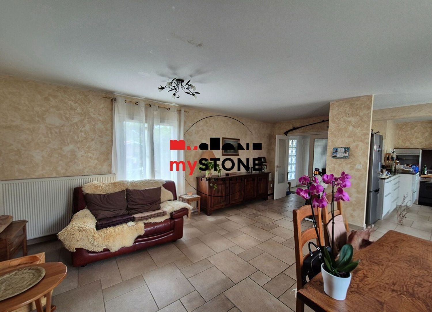 Maison à louer, 125m², Ars-sur-Formans