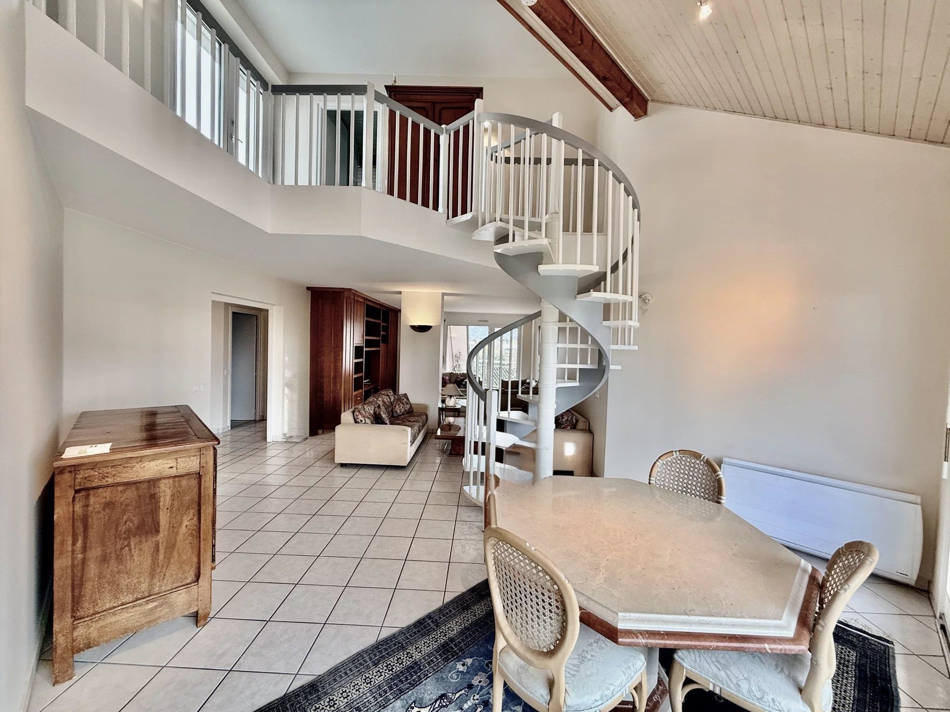 Appartement à vendre, 130m², Ambilly