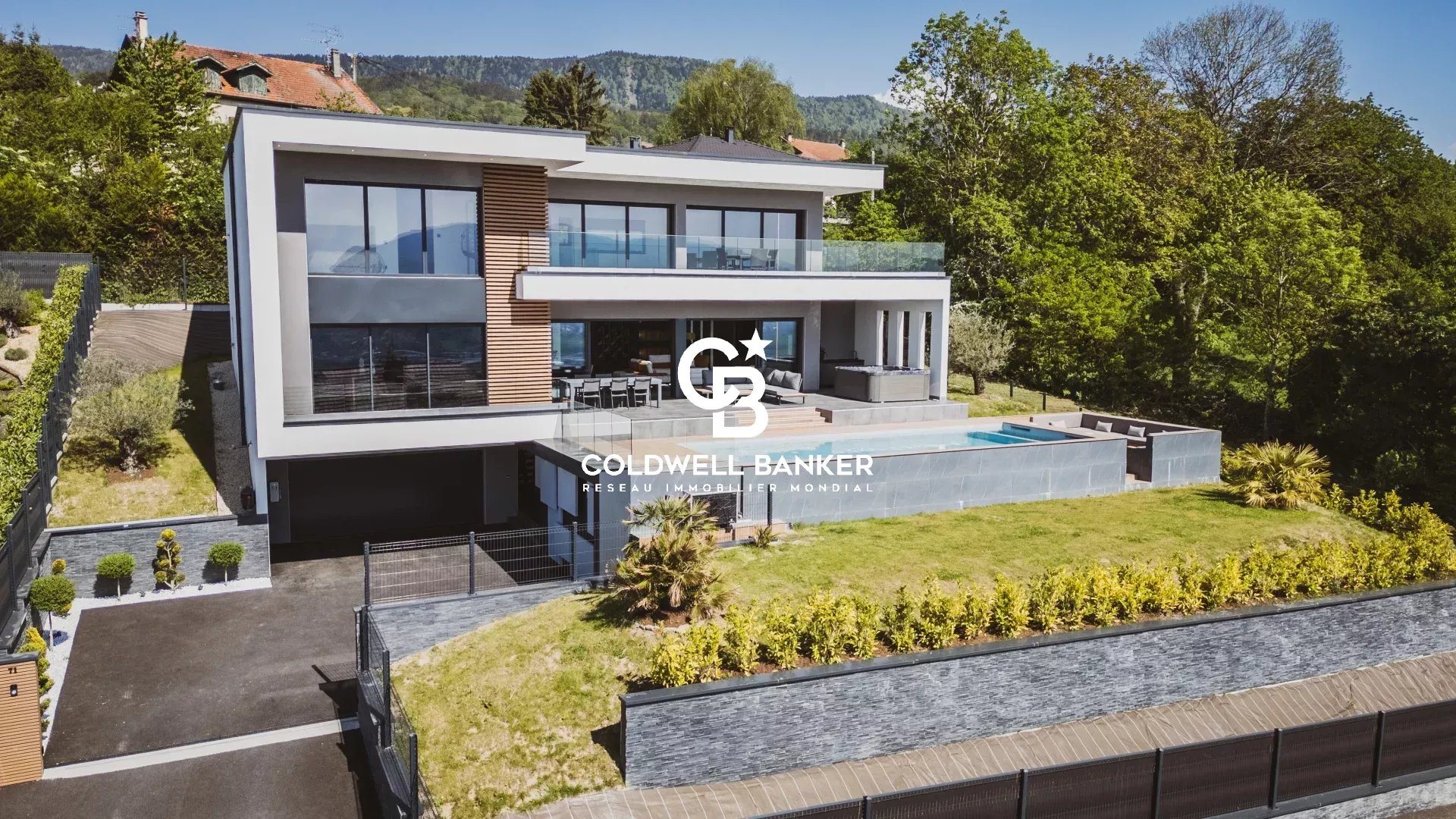 Maison à vendre, 375m², Cranves-Sales