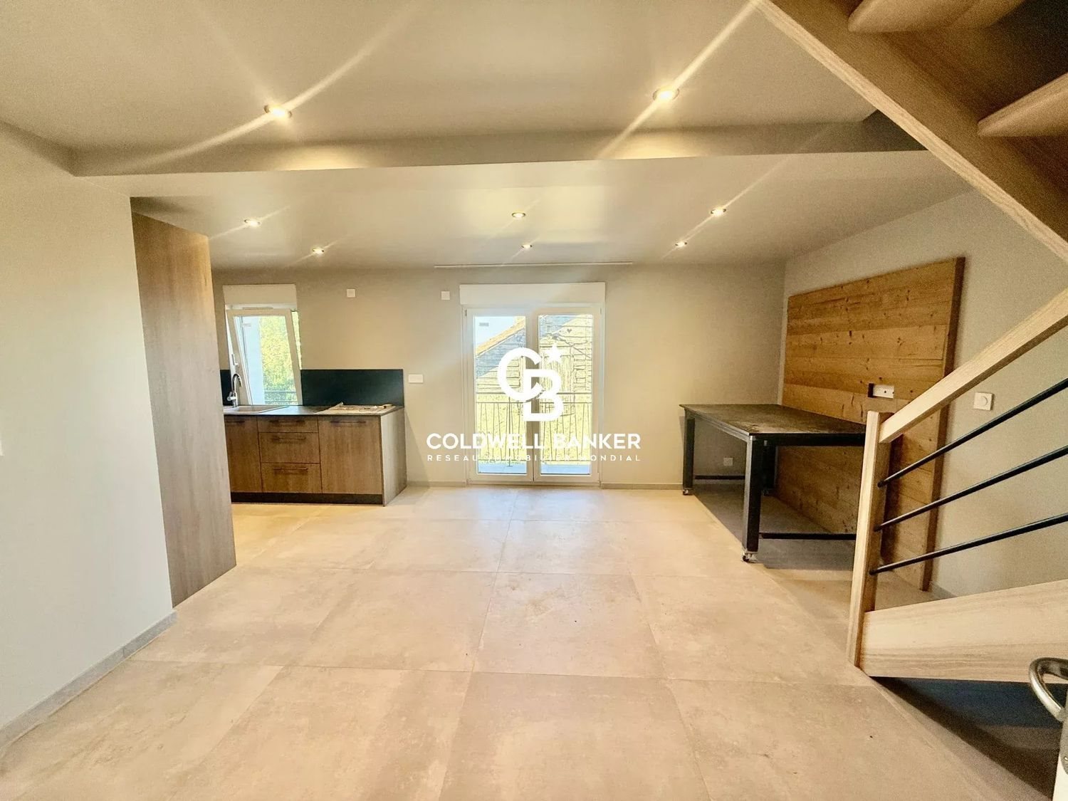 Appartement à louer, 97m², Lucinges