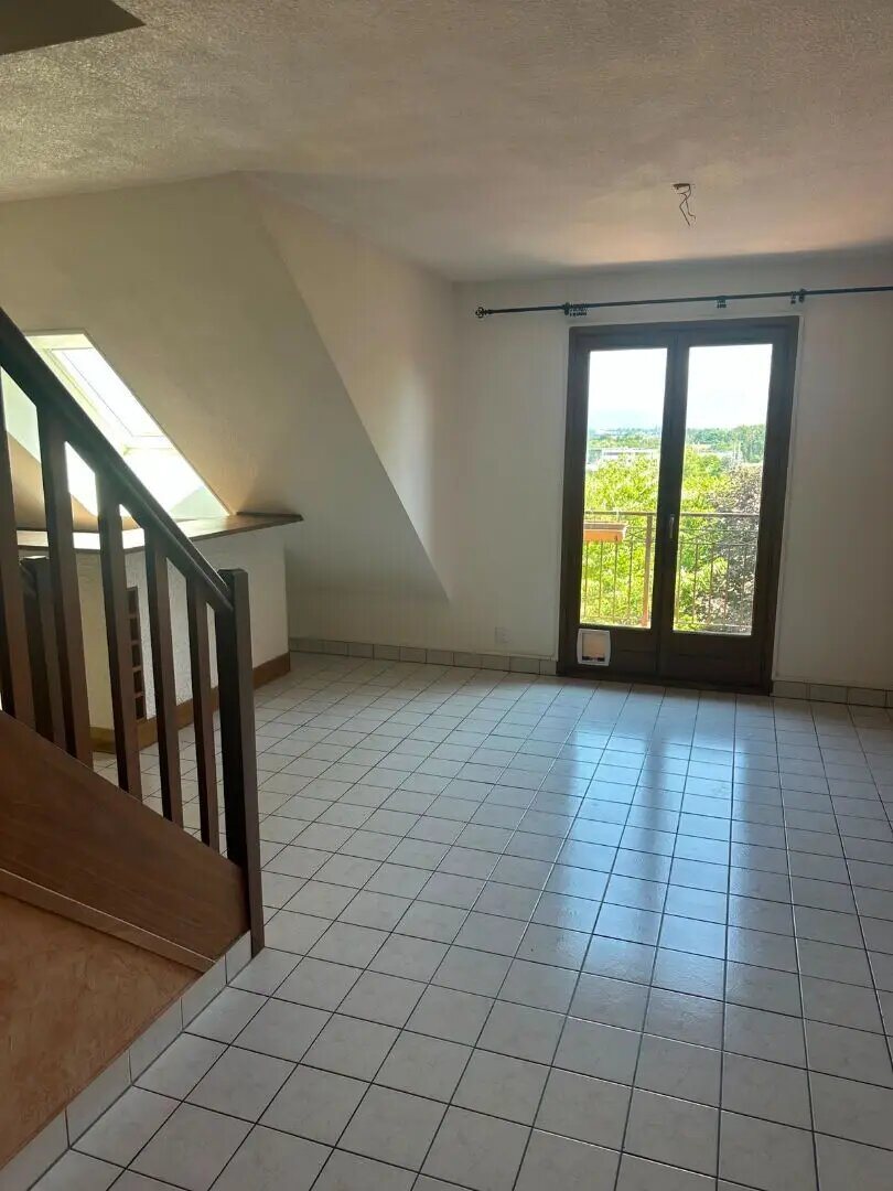 Appartement à louer, 45m², Prévessin-Moëns