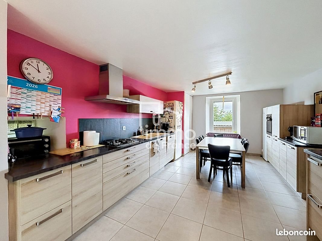 Maison à vendre, 163m², Oyonnax