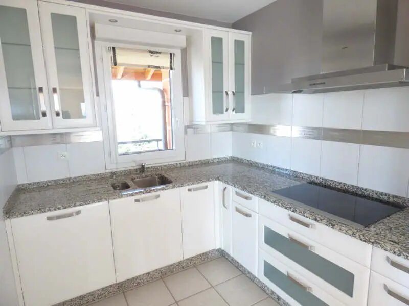 Appartement à louer, 141m², Ferney-Voltaire