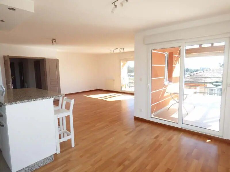 Appartement à louer, 141m², Ferney-Voltaire