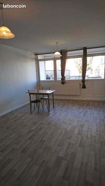 Appartement à louer, 30m², Oyonnax