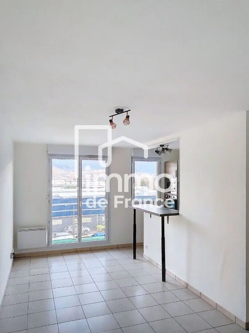 Appartement à louer, 45m², Bellignat