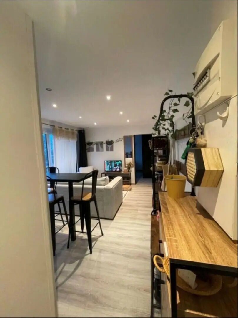 Appartement à louer, 31m², Gex