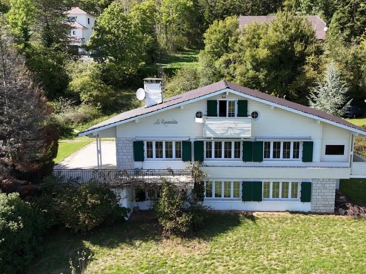 Maison à vendre, 290m², Gex