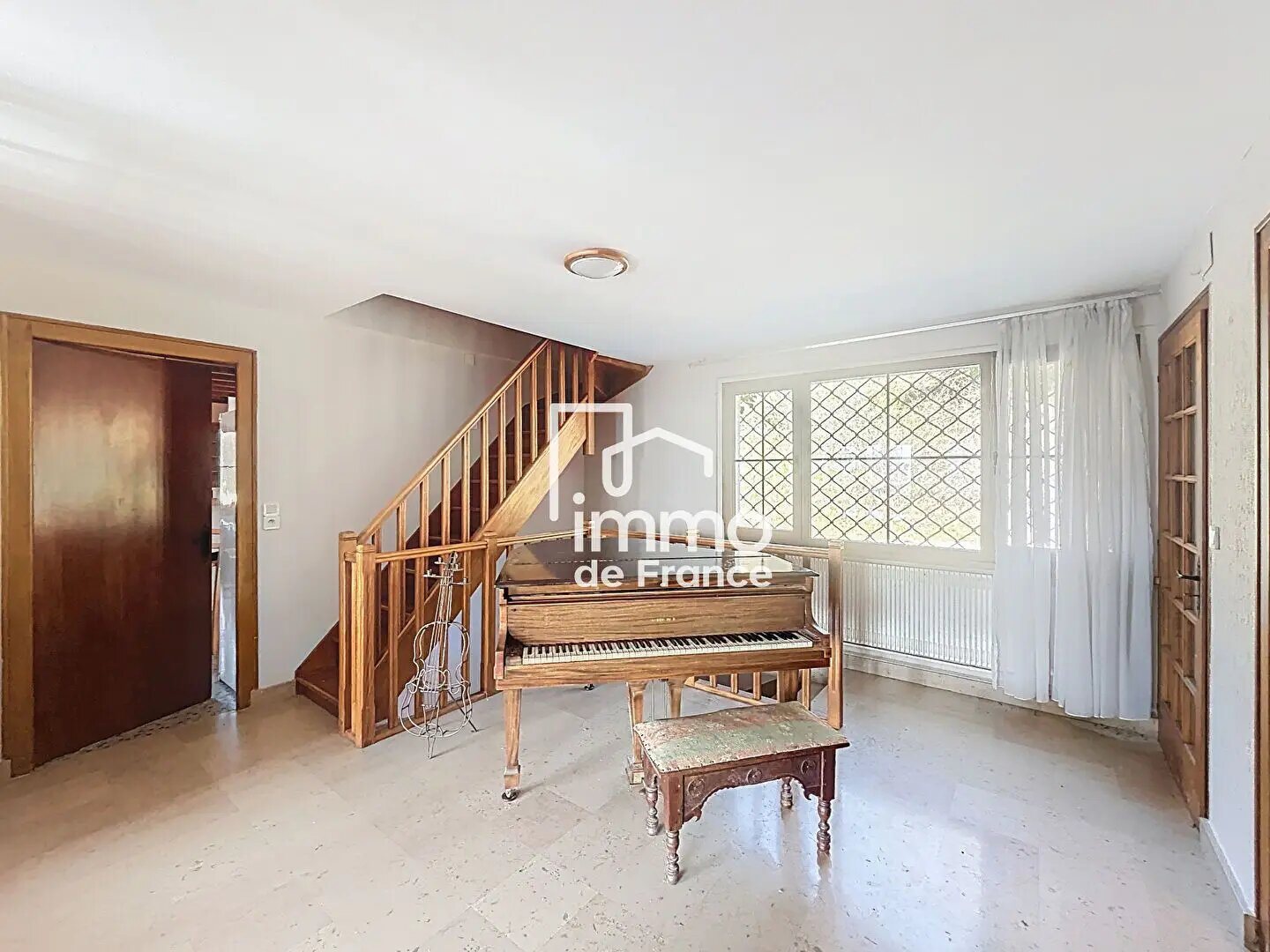 Maison à vendre, 290m², Gex