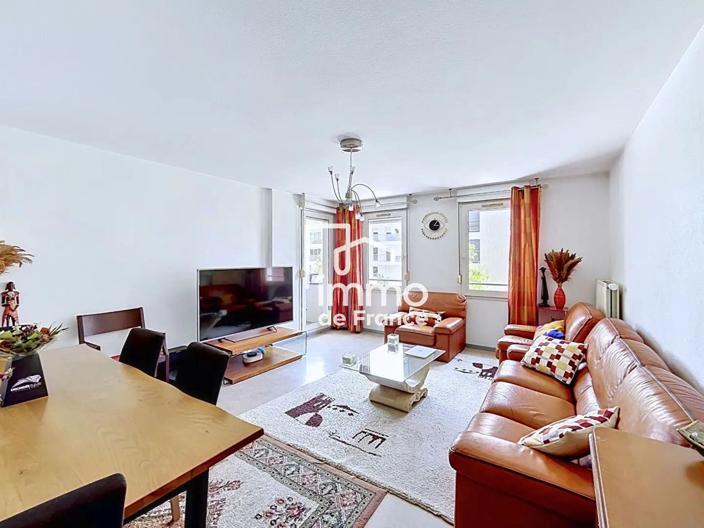 Appartement à vendre, 84m², Saint-Genis-Pouilly