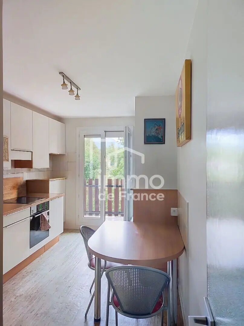 Appartement à louer, 65m², Bellignat