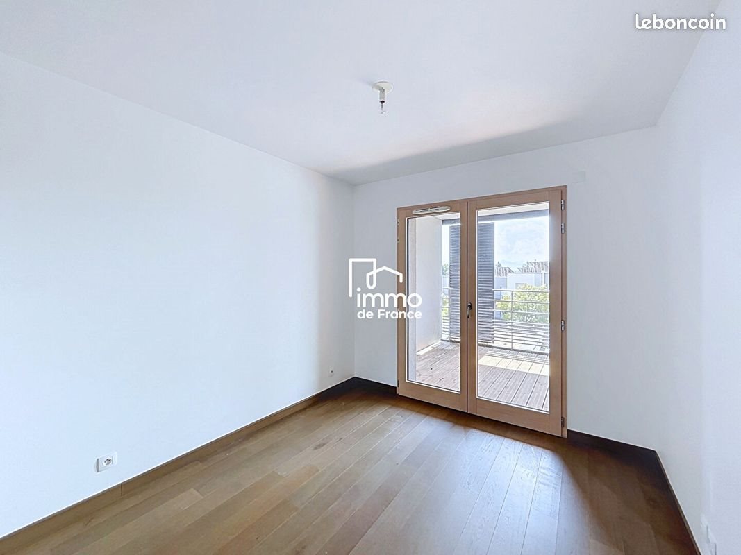 Appartement à vendre, 65m², Divonne-les-Bains