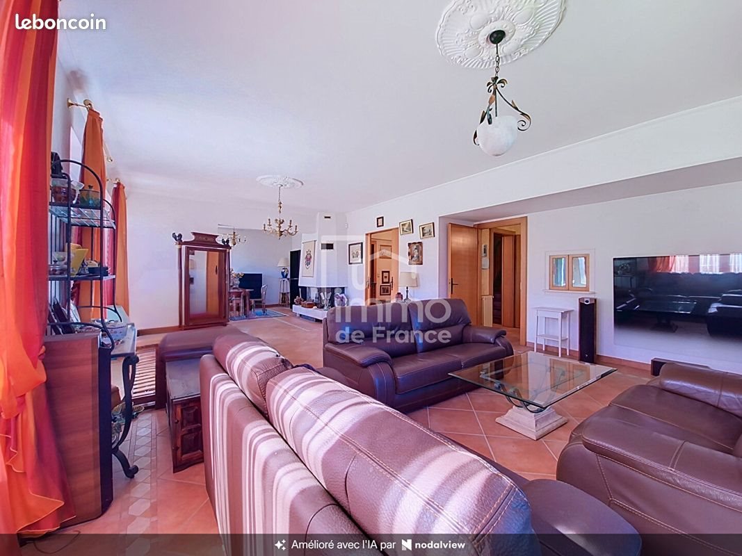 Maison à vendre, 235m², Chevrier
