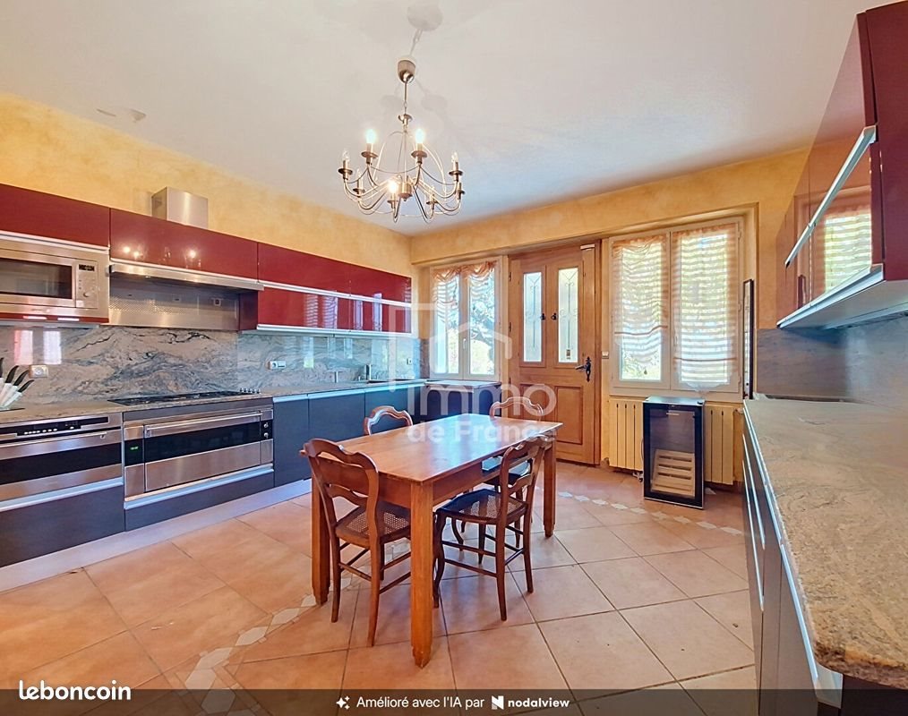 Maison à vendre, 235m², Chevrier