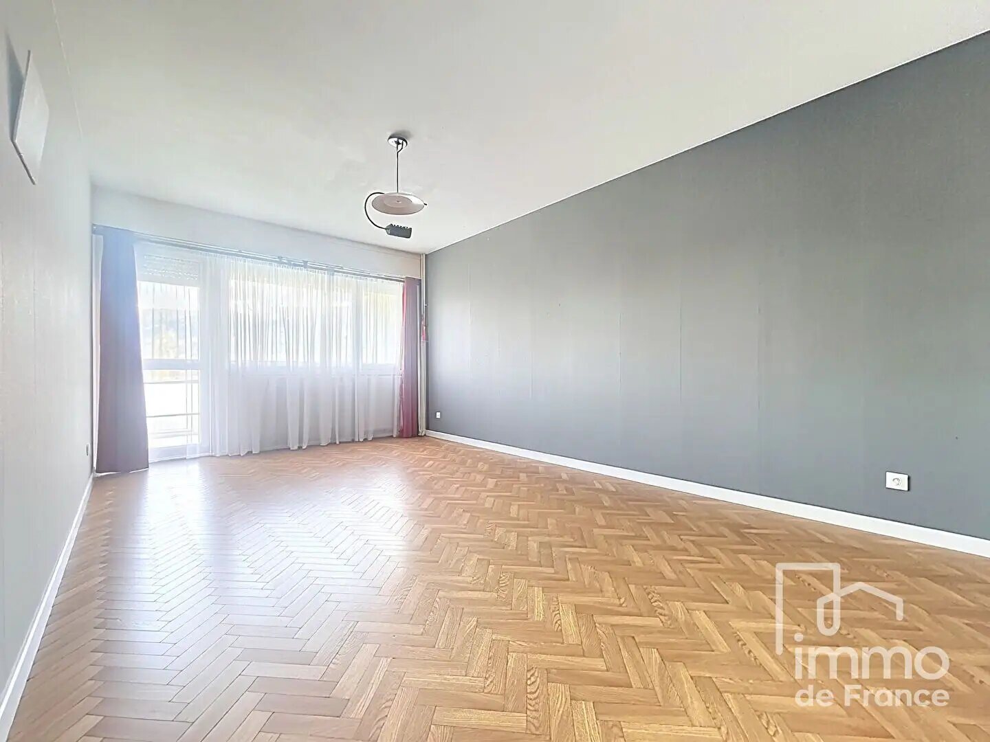Appartement à vendre, 73m², Saint-Genis-Pouilly