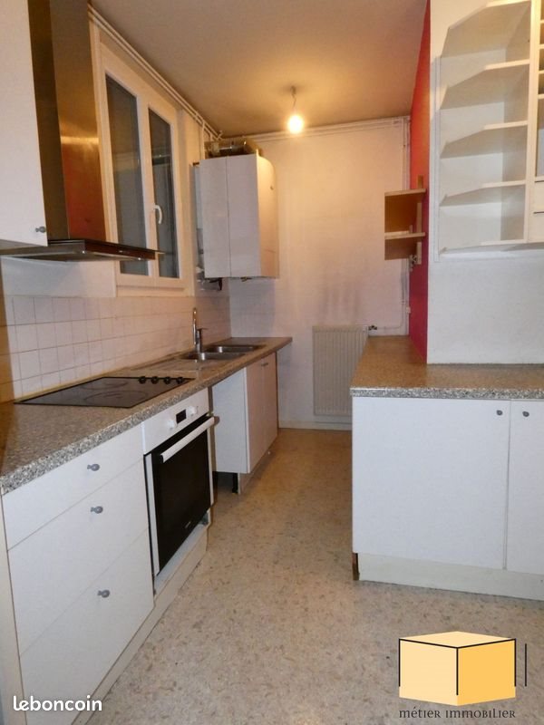 Appartement à louer, 66m², Belley