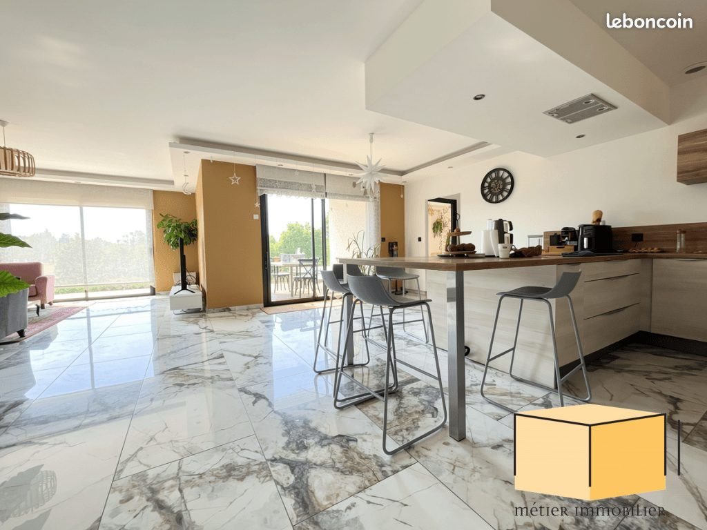 Maison à vendre, 127m², Belley
