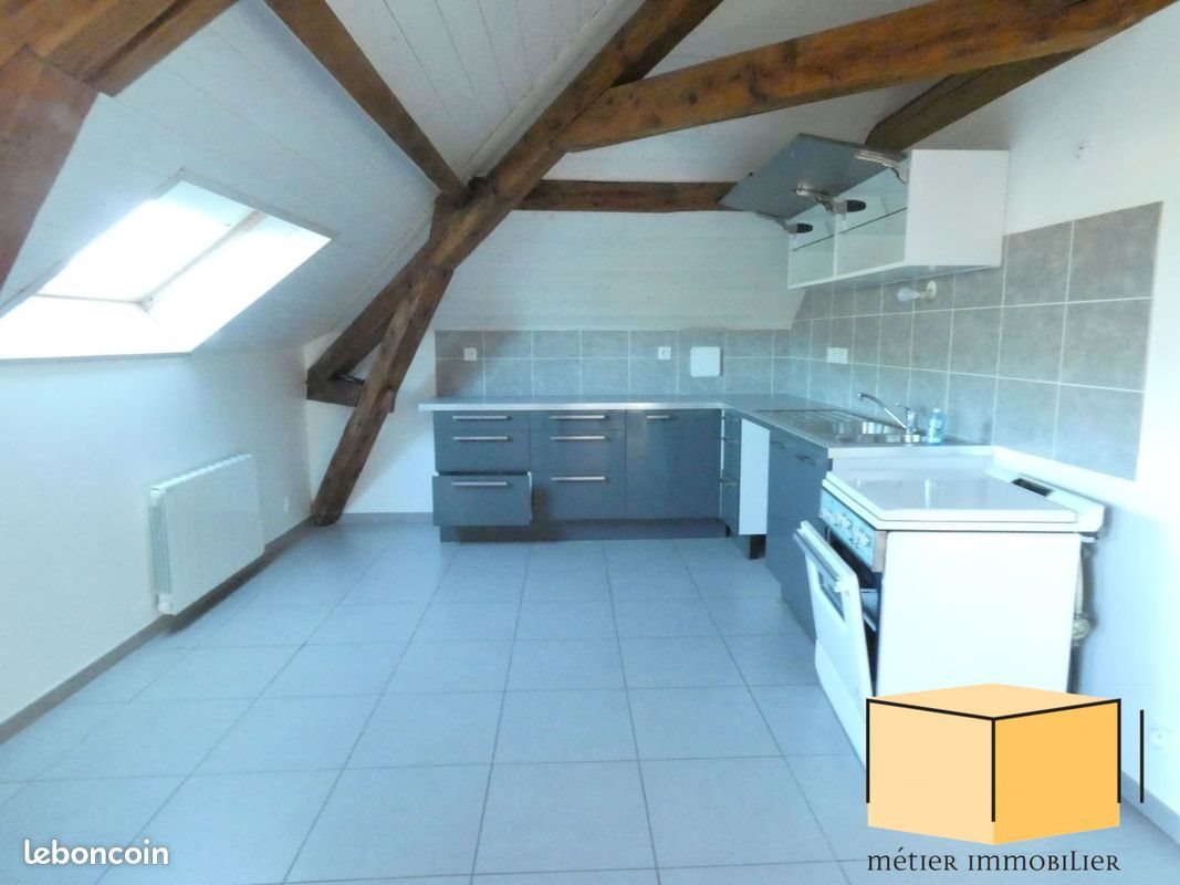Appartement à louer, 79m², Lavours