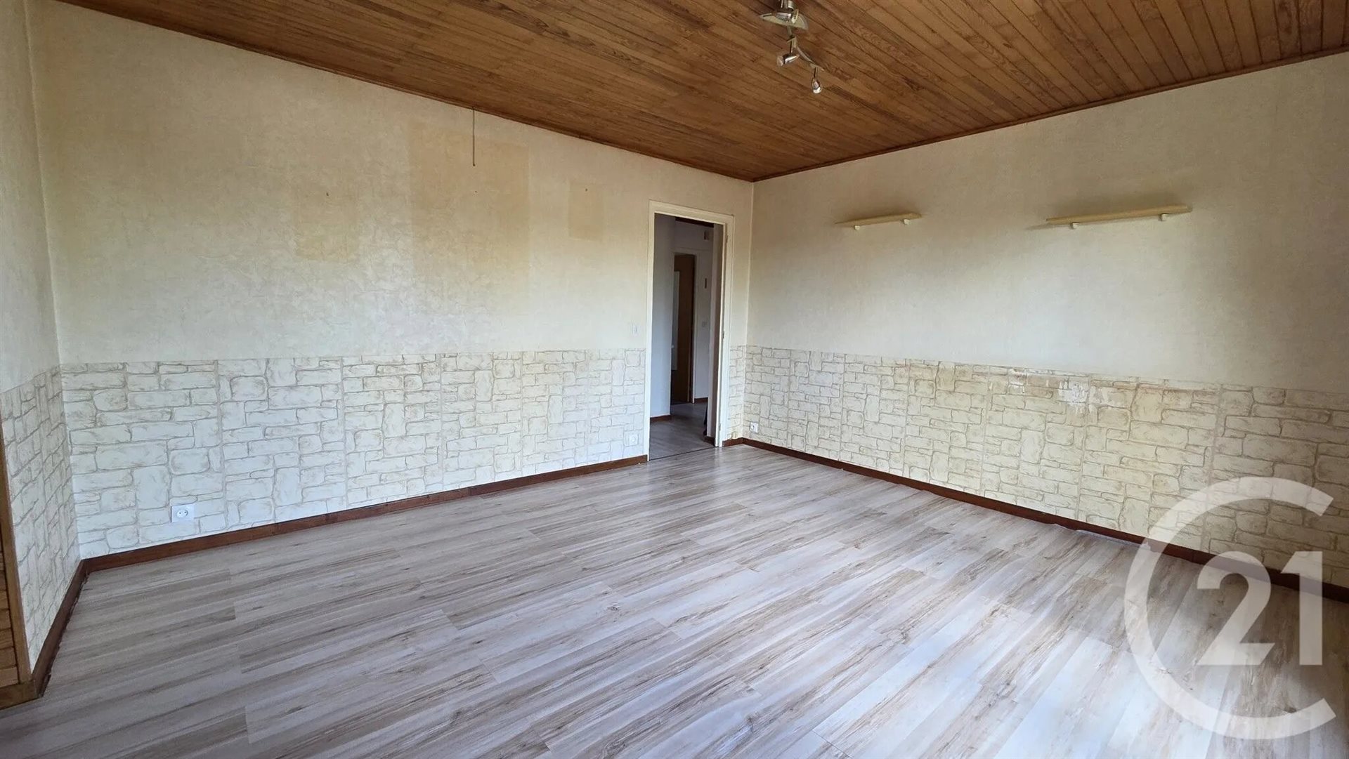Appartement à louer, 82m², Sillingy
