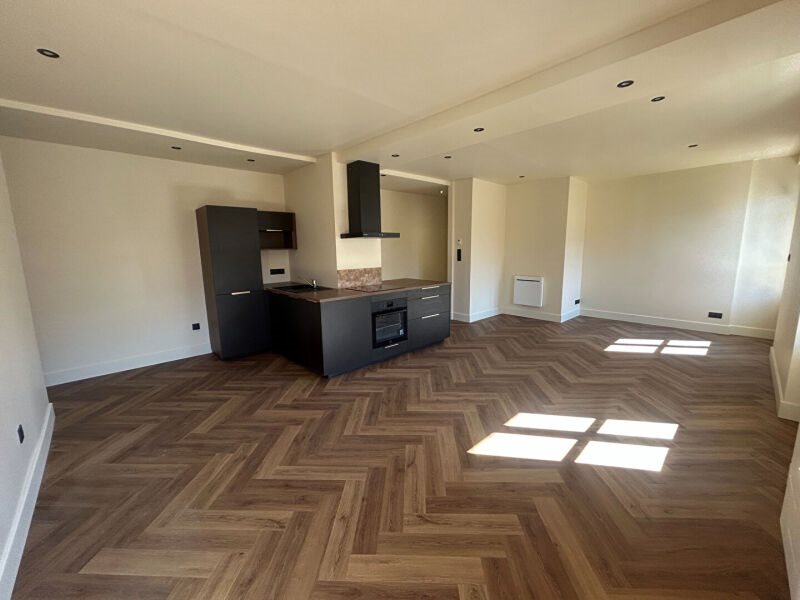 Appartement à louer, 80m², Aix-les-Bains