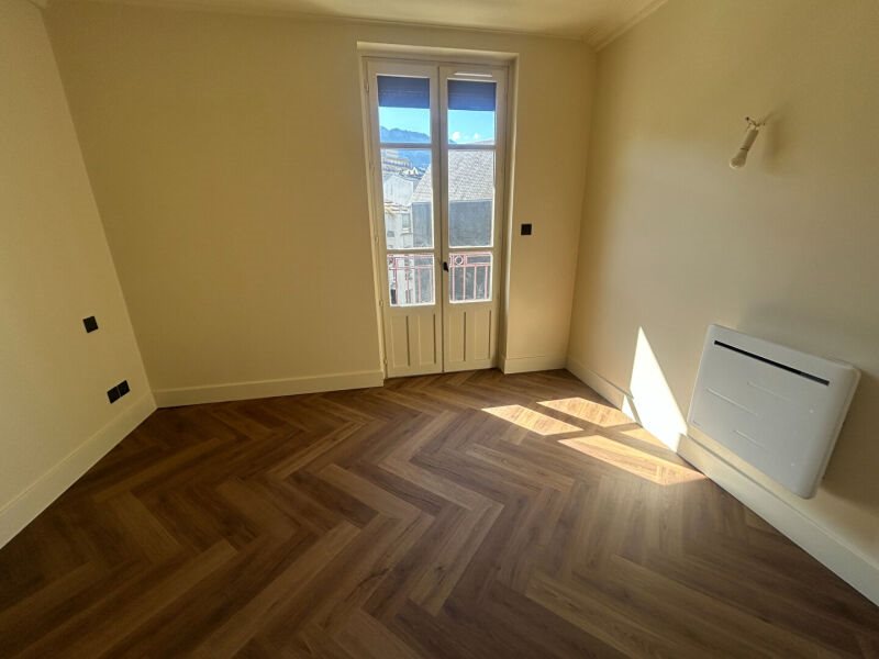 Appartement à louer, 80m², Aix-les-Bains