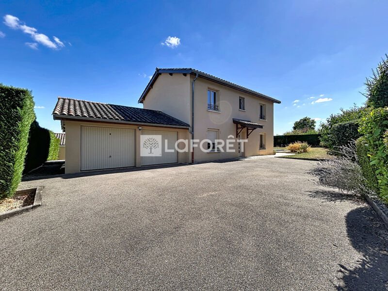 Maison à vendre, 142m², Pommiers