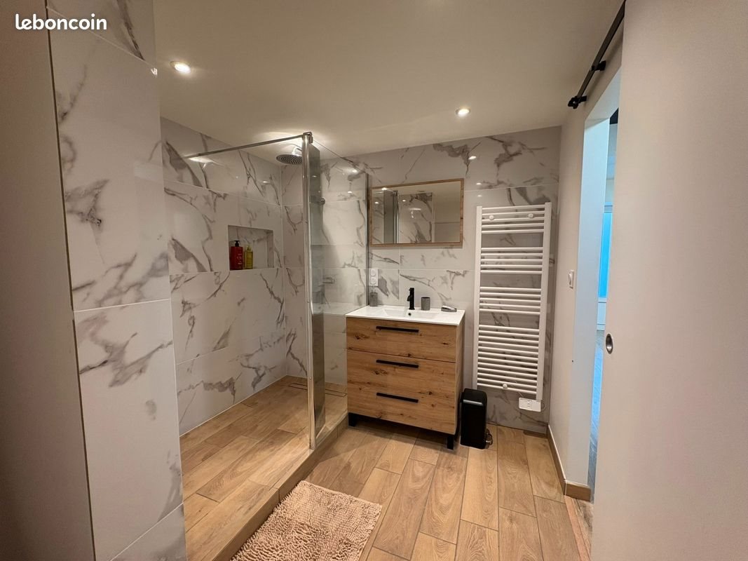 Appartement à louer, 45m², Villereversure